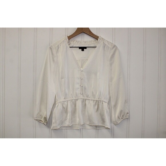 J.Crew Off White Satin Crepe Peplum Hem Blouse Size 2 - Picture 5 of 10